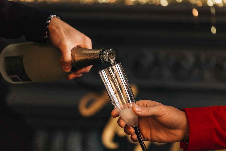 Wie viel Wein und Sekt sollte für eine Hochzeit bereitgestellt werden?